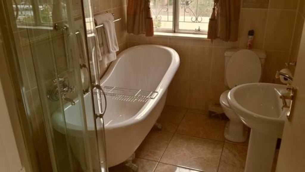 Kimberley Manor Guesthouse Kültér fotó