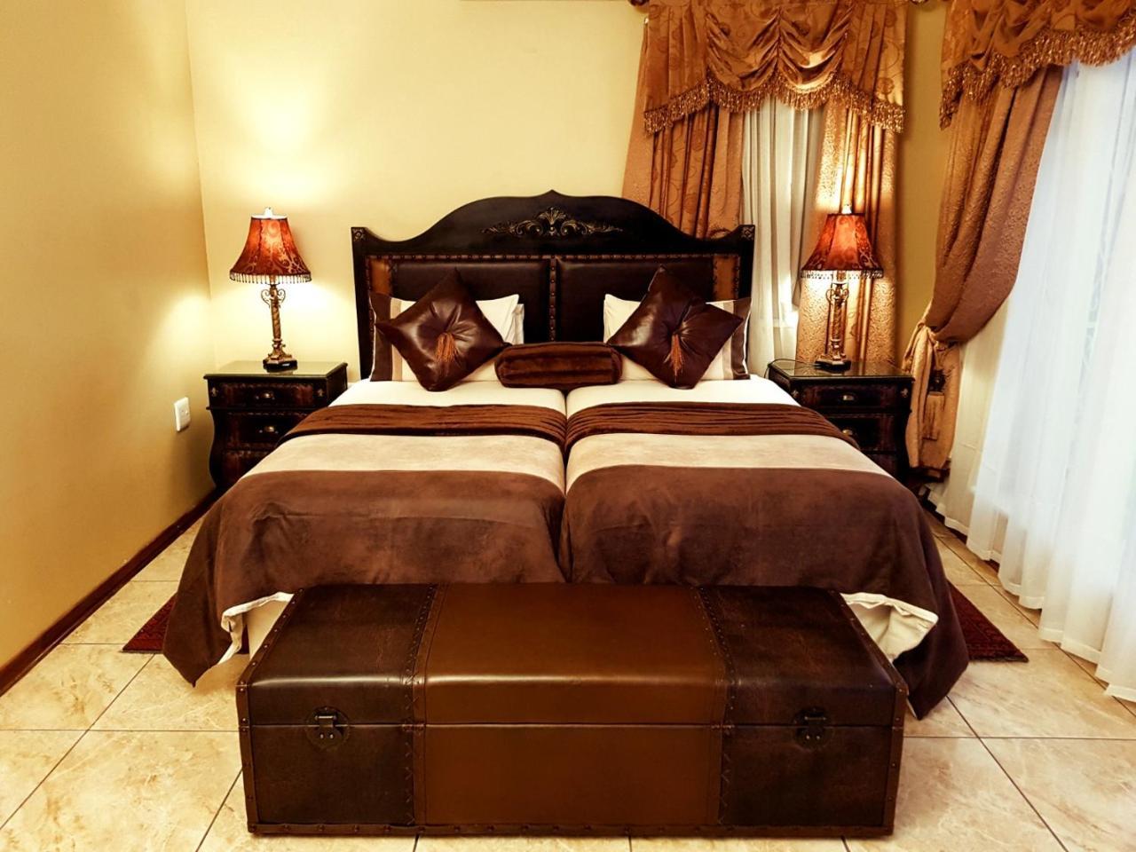 Kimberley Manor Guesthouse Kültér fotó