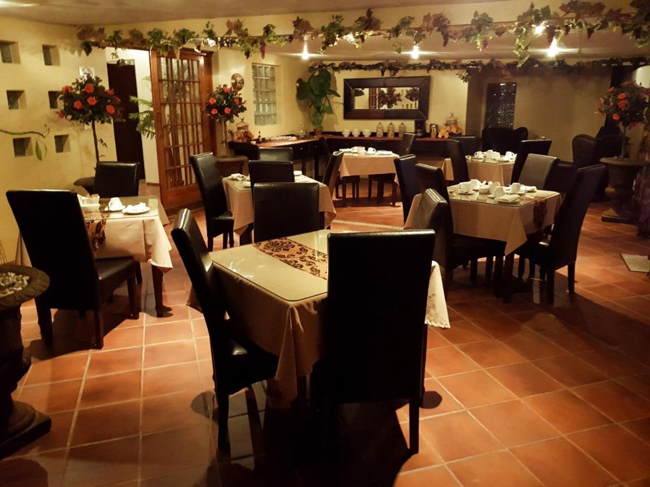 Kimberley Manor Guesthouse Kültér fotó